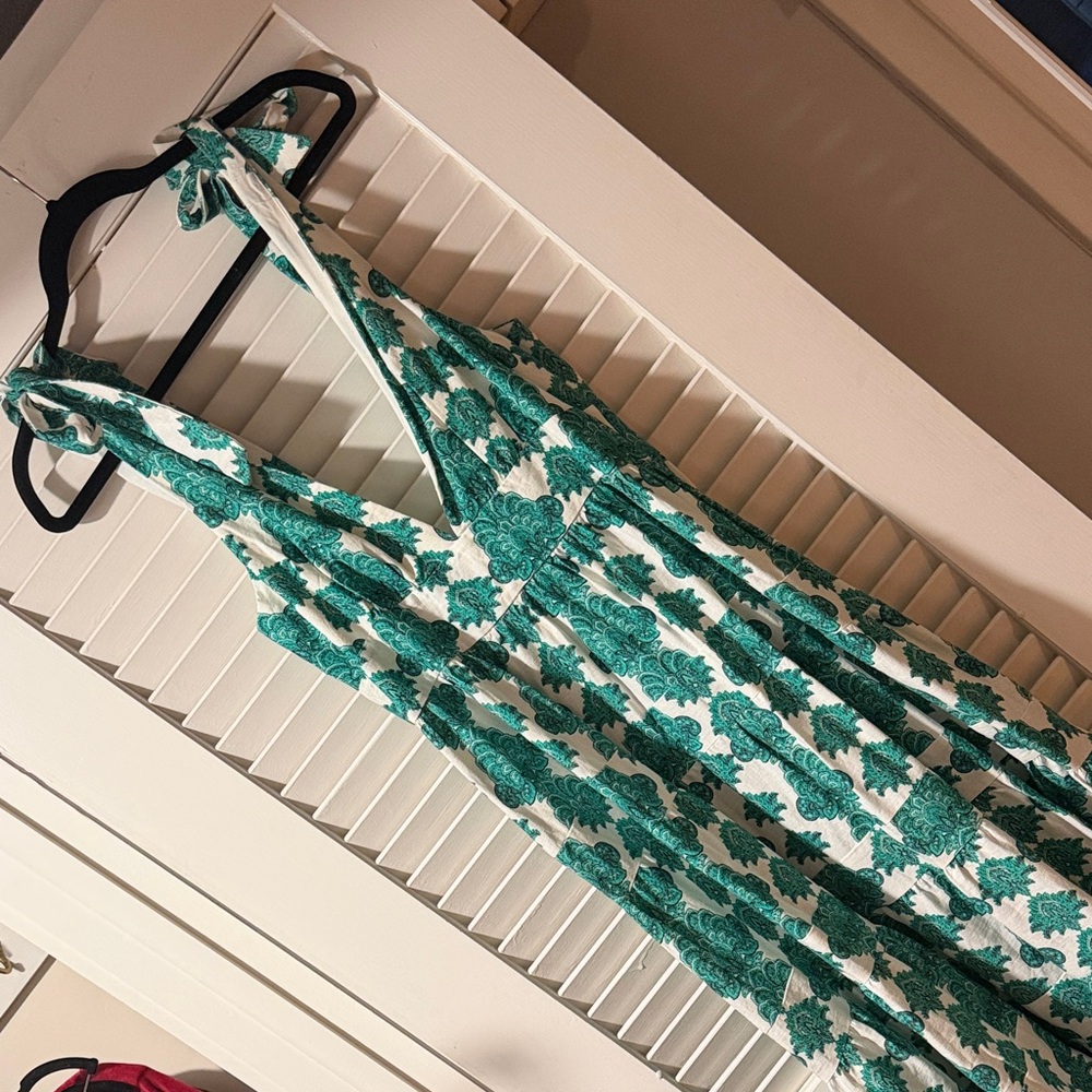 House of Harlow 1960 Green and White Midi Dress